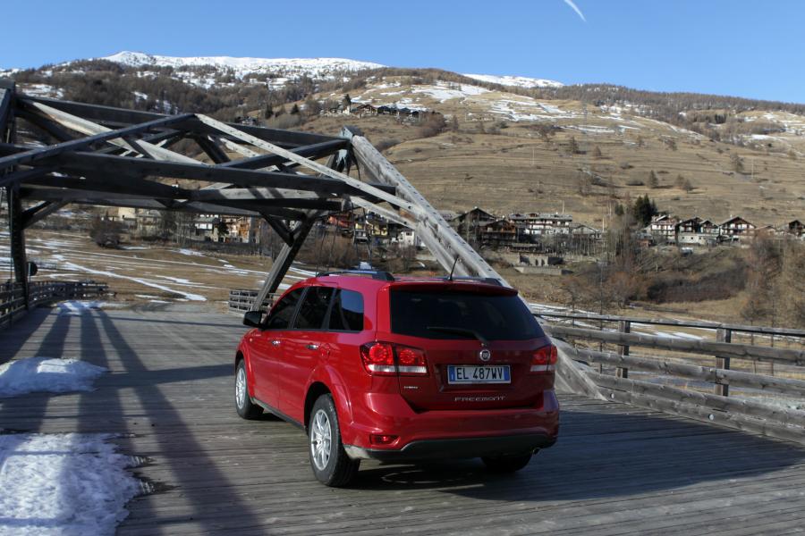  Fiat Freemont AWD 2012 года  (фото 42 из 51)